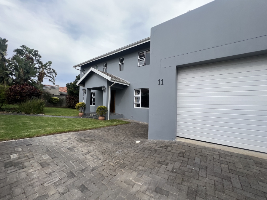 5 Bedroom Property for Sale in Nahoon Eastern Cape